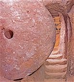 circular door