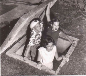 Photograph_Legler_Atomic_Shelter_1952_view4